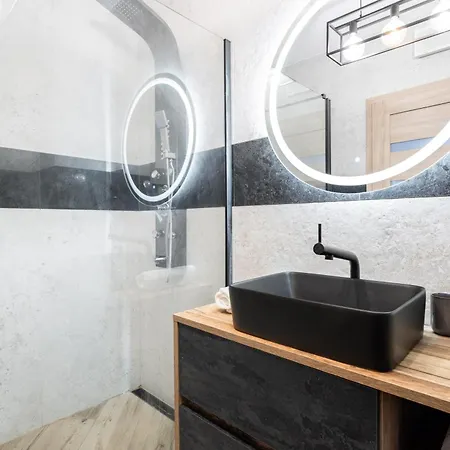 Apartment Wiktoryn 57 Superapart - Nowoczesny Warsaw